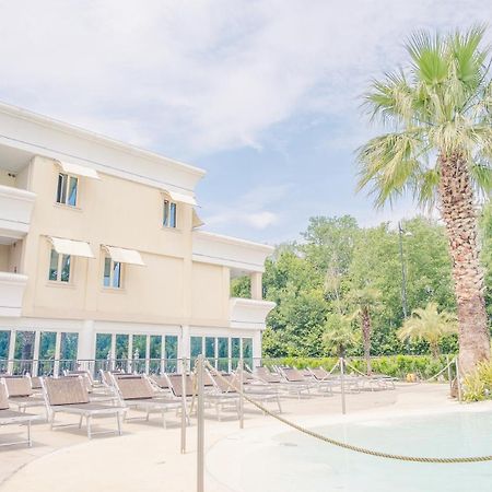 Relais Du Lac Village - Italian Homing Desenzano del Garda Eksteriør bilde