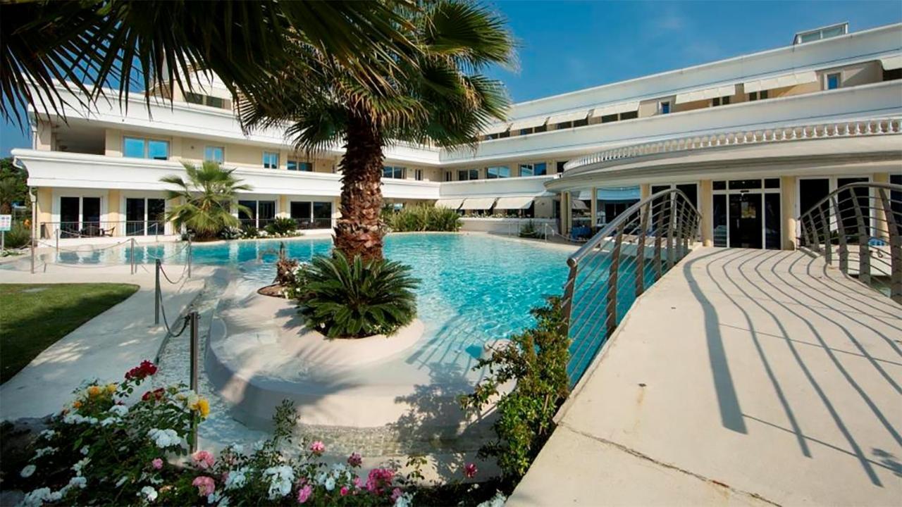 Relais Du Lac Village - Italian Homing Desenzano del Garda Eksteriør bilde