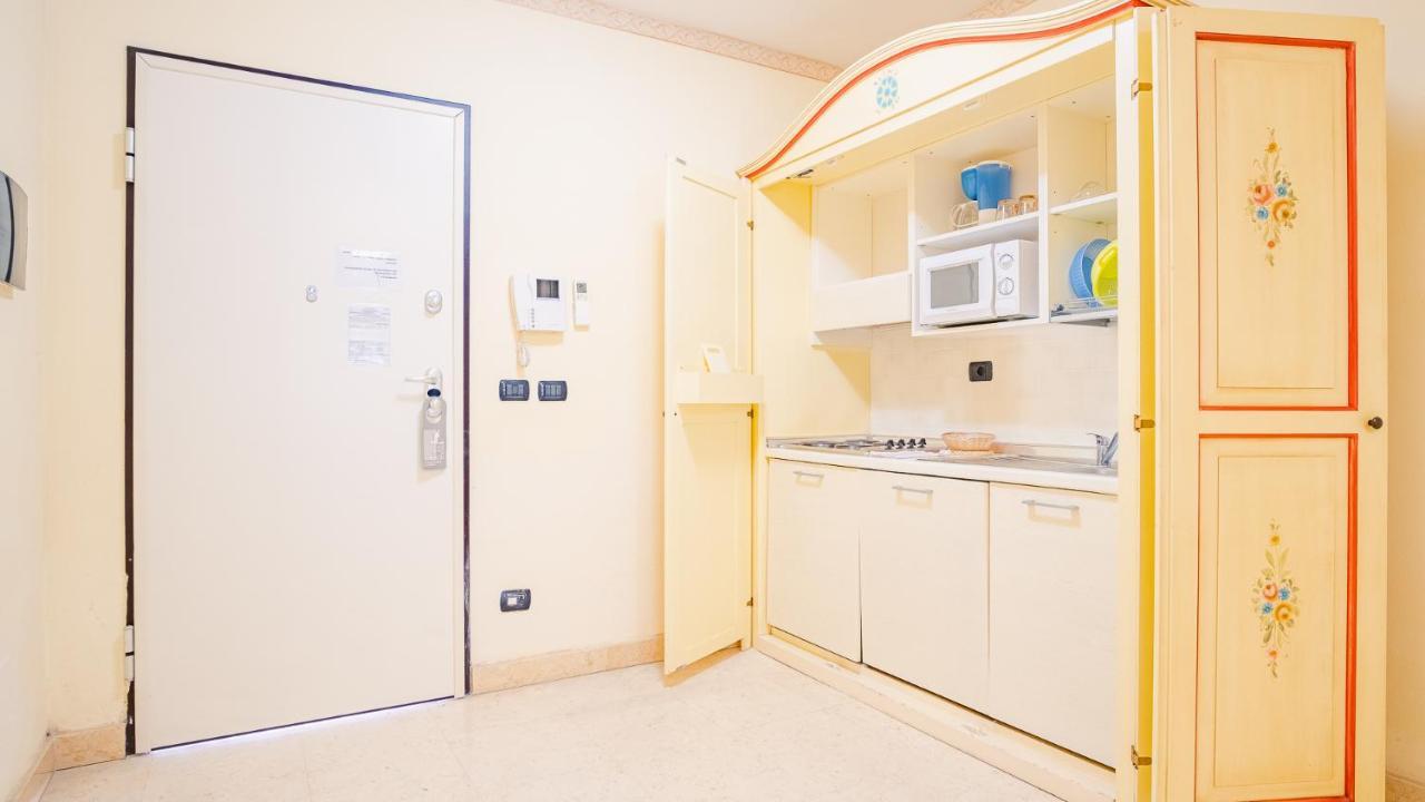 Relais Du Lac Village - Italian Homing Desenzano del Garda Eksteriør bilde