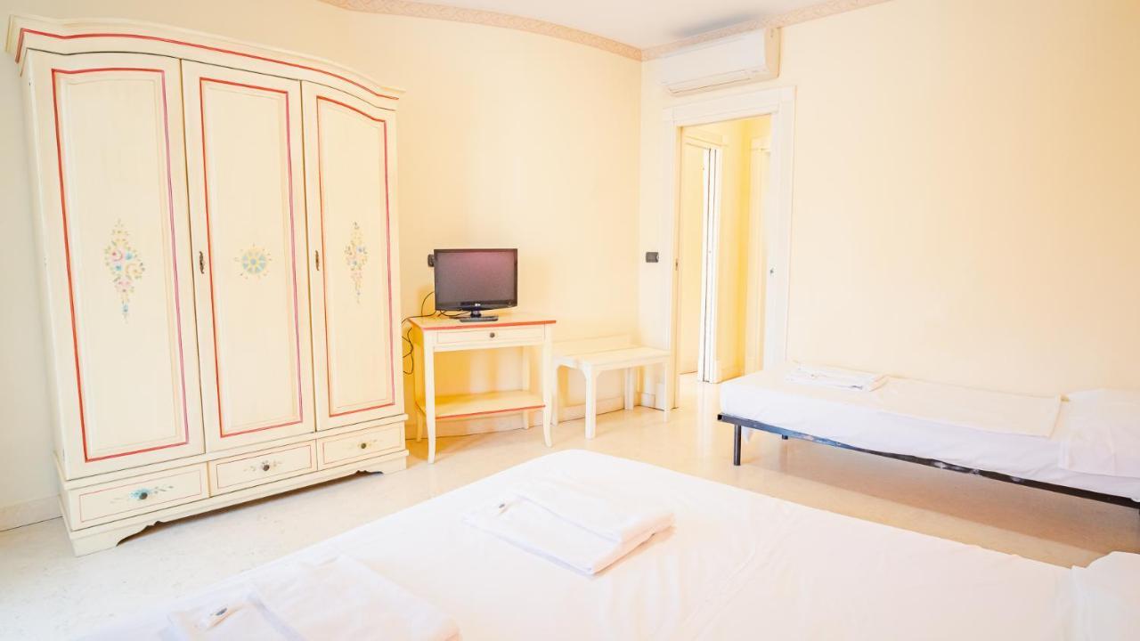 Relais Du Lac Village - Italian Homing Desenzano del Garda Eksteriør bilde