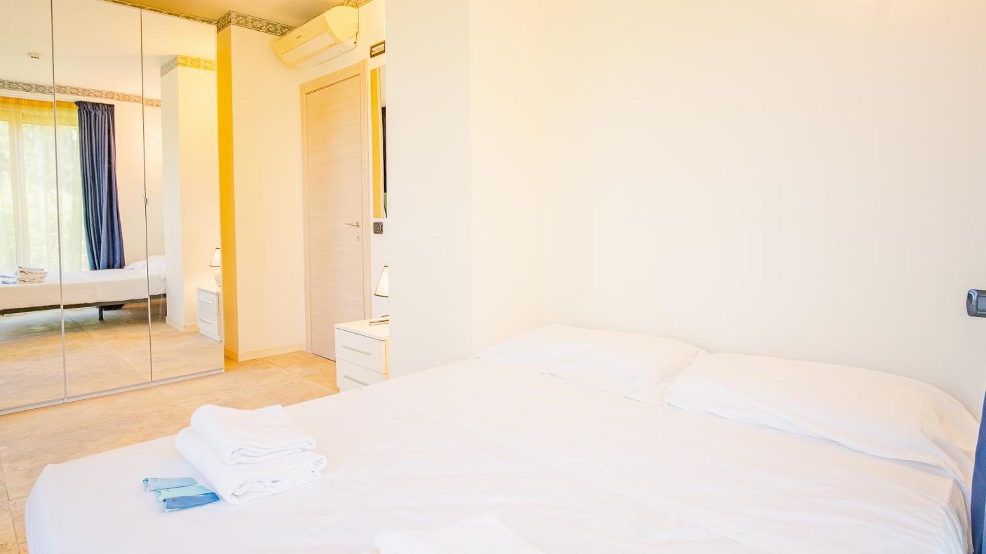 Relais Du Lac Village - Italian Homing Desenzano del Garda Eksteriør bilde