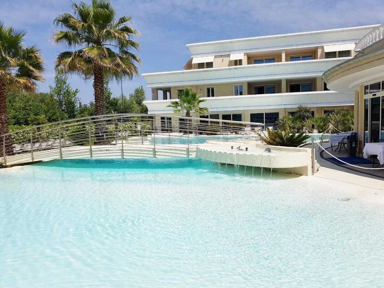 Relais Du Lac Village - Italian Homing Desenzano del Garda Eksteriør bilde